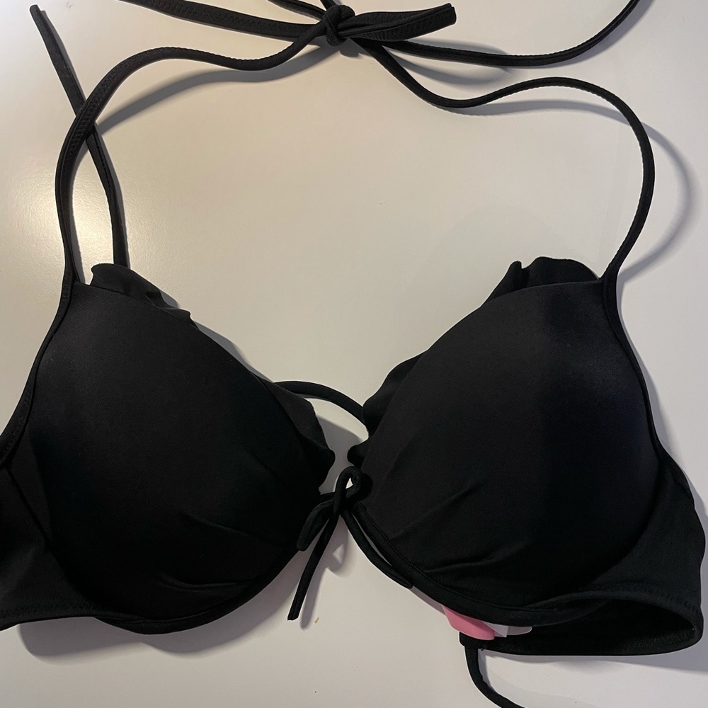 Black Victoria’s Secret bikini top